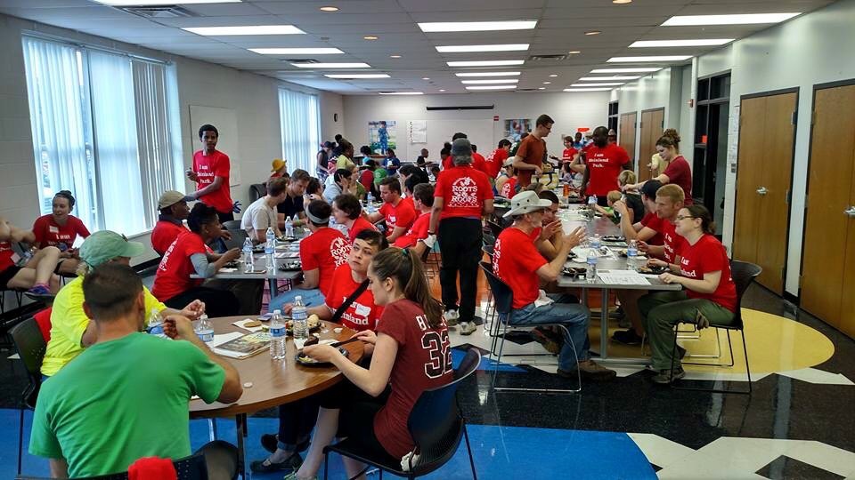 community volunteers lunch